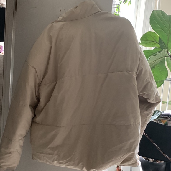 ZARA Puffer Coat - Picture 7 of 9